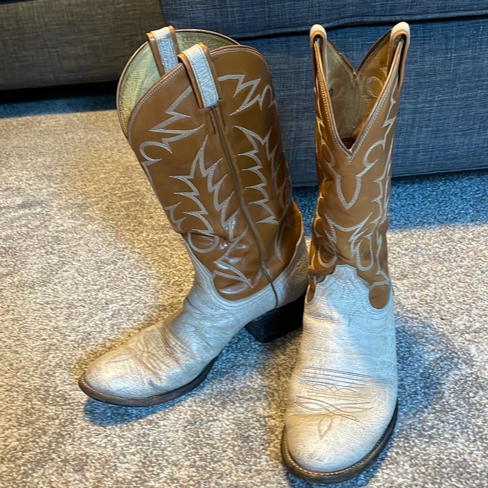 Tony Lama vintage boots. Sz 10.5